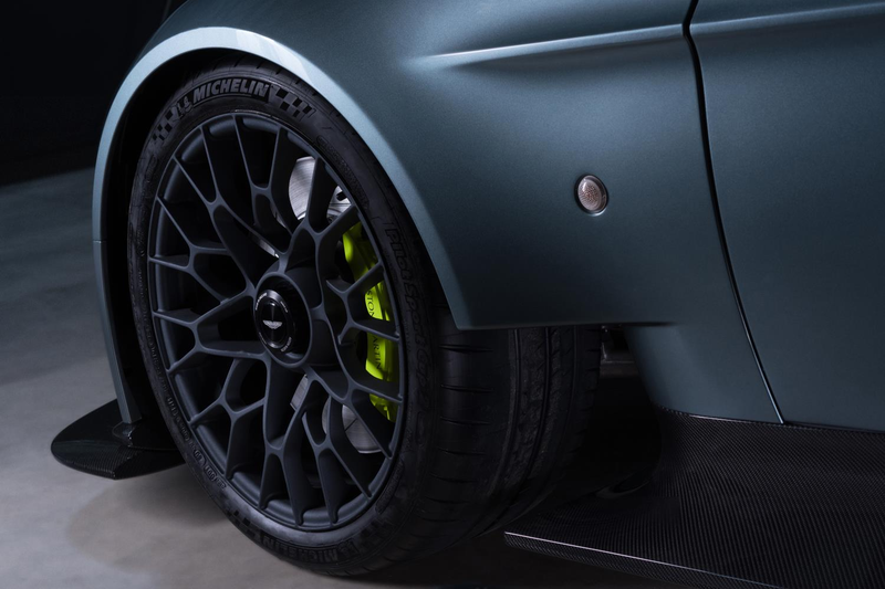 Illustration for article titled Aston Martin Has A New Top Tier Performance Trim For The Fanciest Speed Freaks